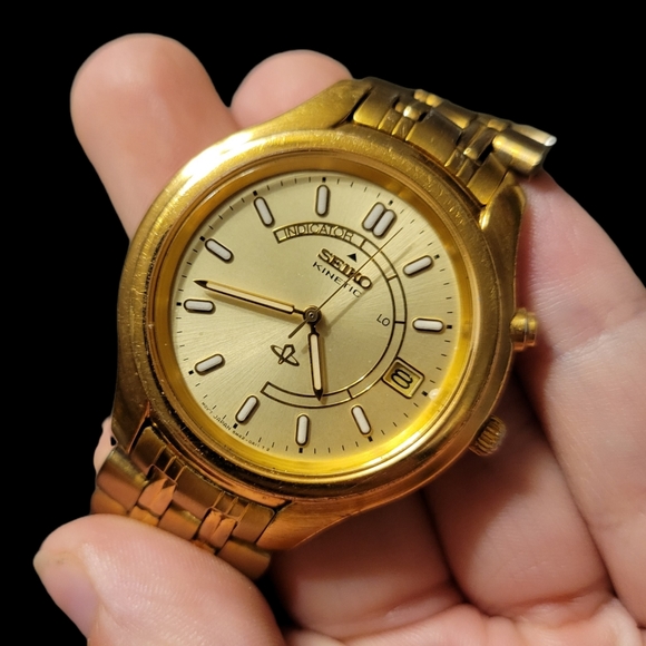 gold seiko kinetic watch